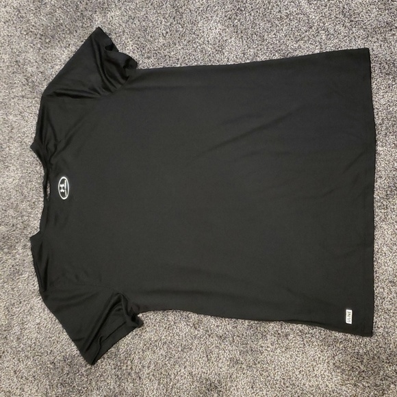 5/$25- Under Armour Tee Size Medium - Picture 5 of 5